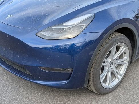 Used 2023 Tesla Model Y Long Range AWD/4WD image 11