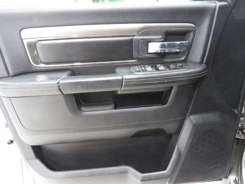 Used 2013 RAM 1500 Sport w/ Remote Start & Security Group RWD image 21