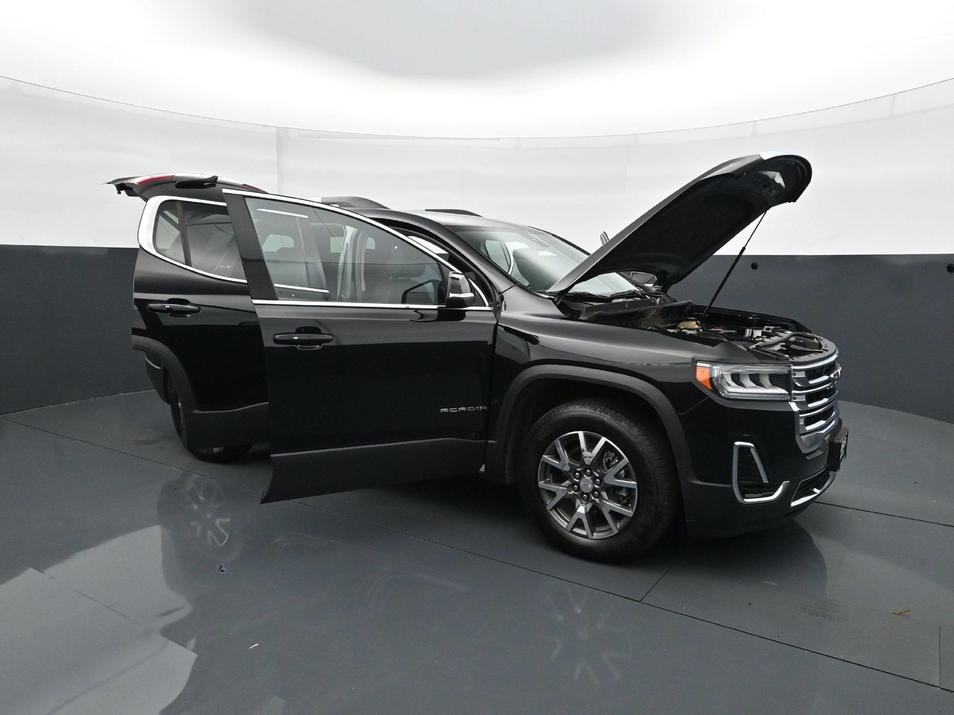 Used 2023 GMC Acadia SLE w/ Driver Convenience Package AWD/4WD image 34