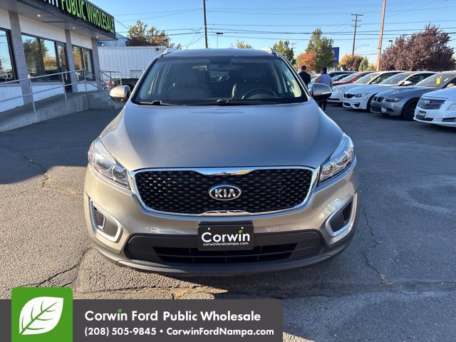 Used 2018 Kia Sorento AWD image 2