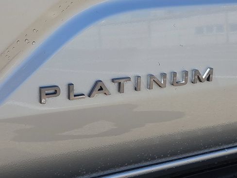 Used 2026 Toyota 4Runner Platinum AWD/4WD image 11