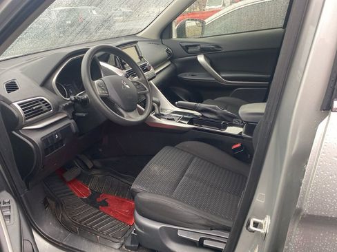 Used 2020 Mitsubishi Eclipse Cross ES image 8