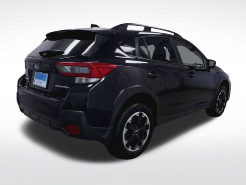 Used 2023 Subaru Crosstrek 2.0i Premium image 8