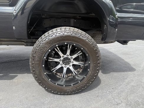 Used 2015 Ford F250 Platinum w/ FX4 Off-Road Package image 30