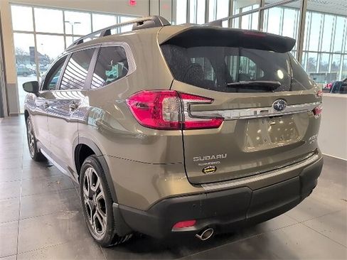 New 2026 Subaru Ascent Limited image 3