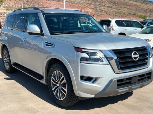 Used 2023 Nissan Armada SL w/ Captain's Chairs Package AWD/4WD image 7