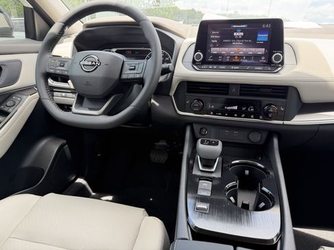 New 2026 Nissan Rogue Dark Armor FWD image 3