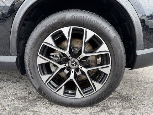 Used 2025 Mercedes-Benz GLC 350e 4MATIC image 23