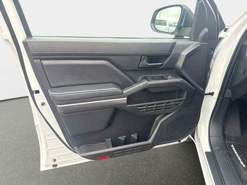 New 2026 Toyota Tacoma SR5 image 17