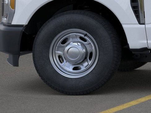 New 2026 Ford F250 XL image 30