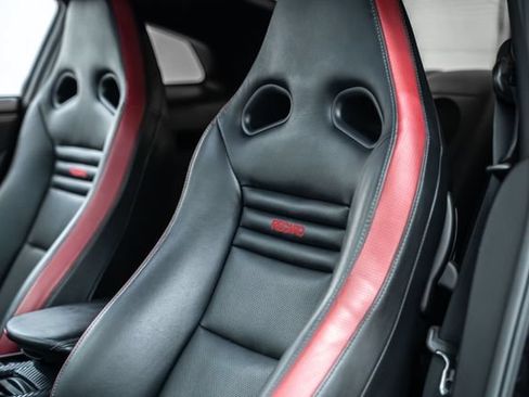 Used 2012 Nissan GT-R Black Edition AWD/4WD image 23