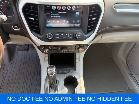 Used 2019 GMC Acadia SLT w/ LPO, Floor Liner Package FWD image 18