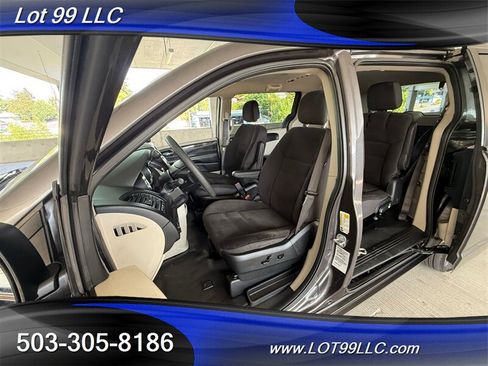 Used 2018 Dodge Grand Caravan SE w/ Power Convenience Group I FWD image 6