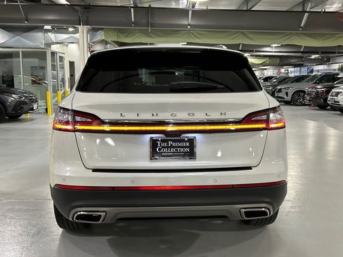 Certified 2023 Lincoln Nautilus Reserve AWD/4WD image 3