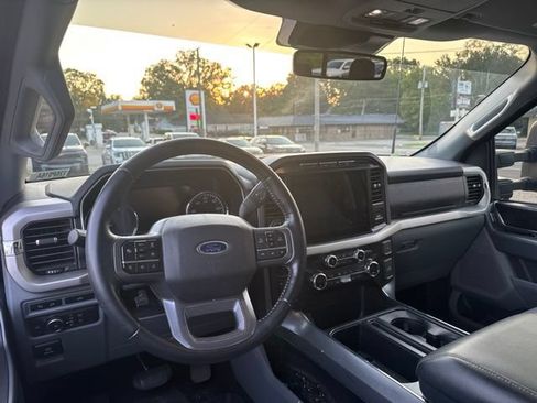Used 2021 Ford F150 XLT w/ Equipment Group 302A High AWD/4WD image 9