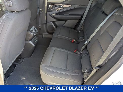New 2025 Chevrolet Blazer EV LT AWD/4WD image 24