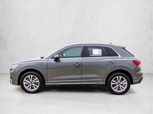 Certified 2022 Audi Q3 2.0T Premium Plus AWD/4WD image 8
