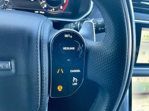 Certified 2022 Land Rover Range Rover Sport HSE Silver Edition image 22