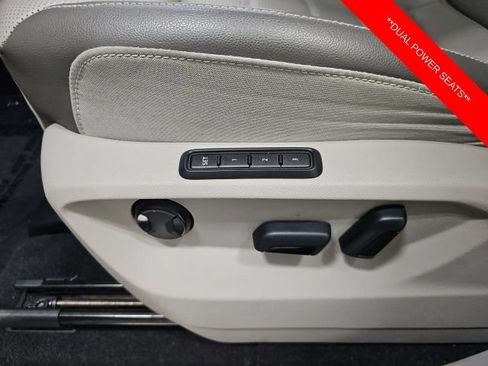 Used 2023 Volkswagen Atlas SEL Premium AWD/4WD image 15