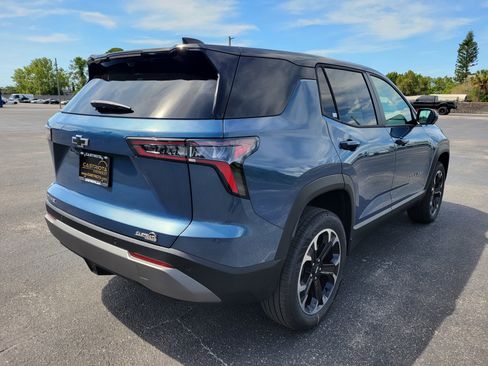 Used 2026 Chevrolet Equinox LT w/ Convenience Package II image 5