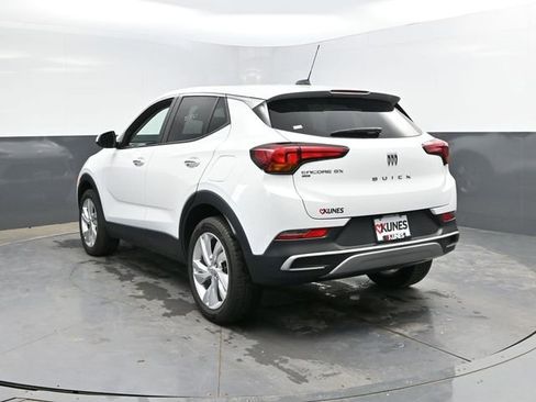 Used 2025 Buick Encore GX Preferred AWD/4WD image 6