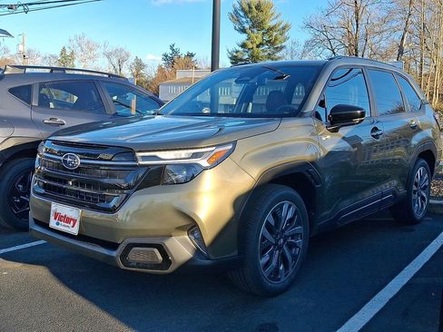 New 2025 Subaru Forester Touring image 3