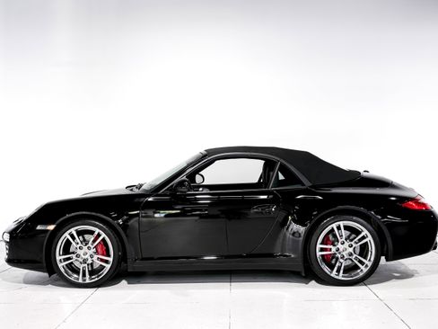 Used 2011 Porsche 911 Carrera 4S image 7