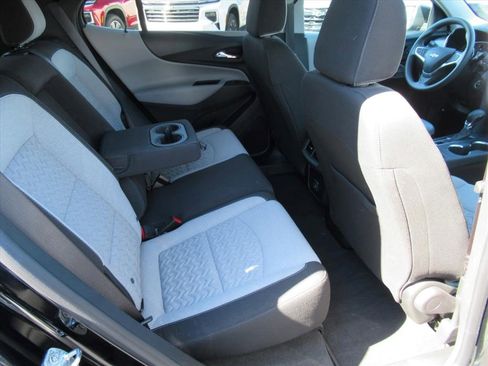 Certified 2023 Chevrolet Equinox LS w/ LS Convenience Package image 28