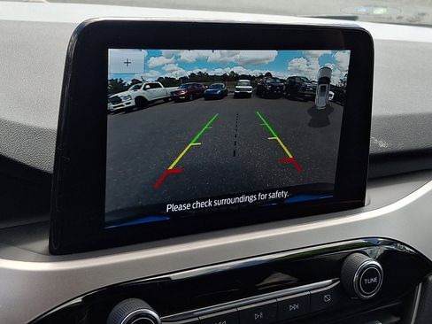 Certified 2022 Ford Escape SEL image 17