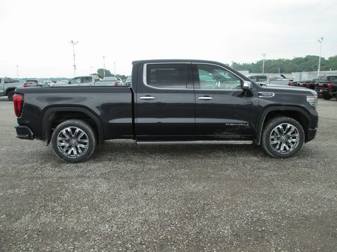 New 2025 GMC Sierra 1500 Denali w/ Denali Reserve Package image 3