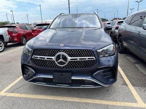 Used 2024 Mercedes-Benz GLE 450 4MATIC image 3