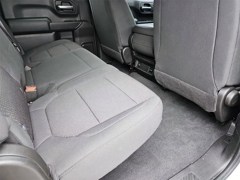 Used 2020 Chevrolet Silverado 1500 Custom w/ Custom Value Package image 14