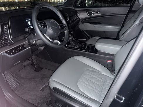 Used 2024 Kia Sportage X-Line w/ X-Line Premium Package image 12