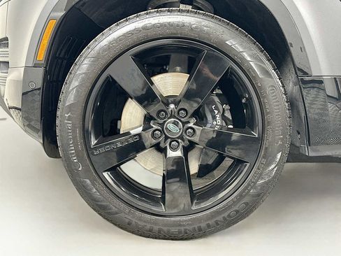 Used 2024 Land Rover Defender 90 Carpathian Edition image 31