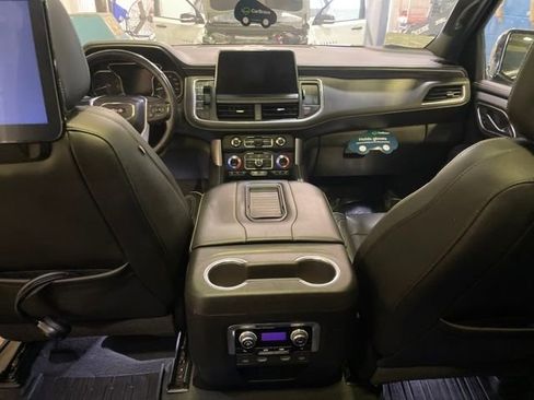Used 2021 GMC Yukon SLT w/ SLT Luxury Plus Package image 12