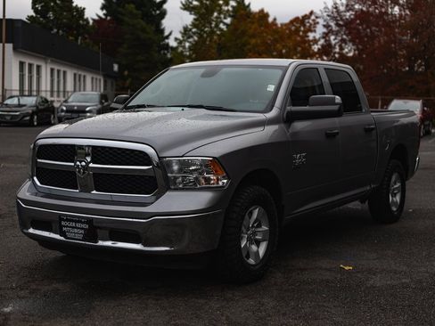 Used 2023 RAM 1500 Classic SLT w/ Trailer & Traction Group image 4
