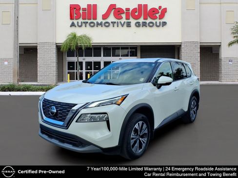 Certified 2021 Nissan Rogue SV image 1