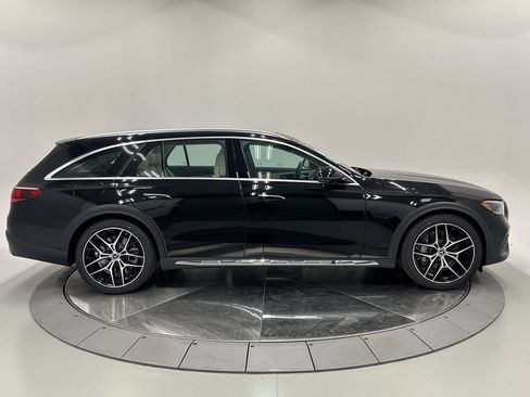 New 2026 Mercedes-Benz E 450 4MATIC All-Terrain Wagon image 9
