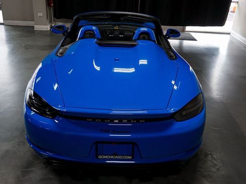 Used 2023 Porsche 718 Boxster Spyder RWD image 44