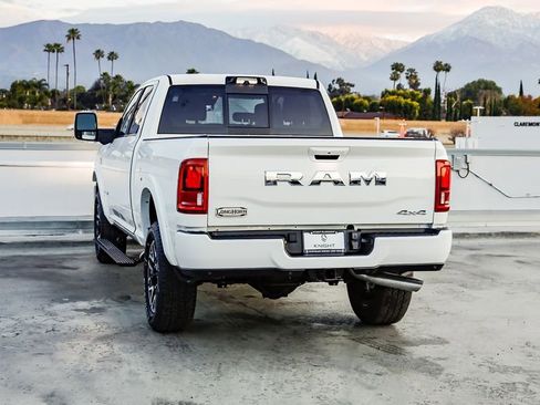 New 2026 RAM 2500 Limited AWD/4WD image 7
