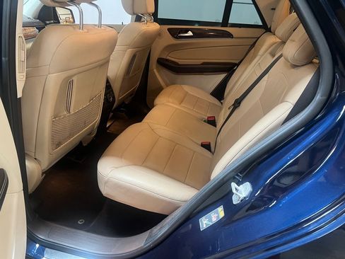 Used 2016 Mercedes-Benz GLE 400 4MATIC image 17