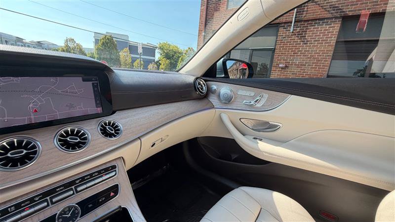Used 2018 Mercedes-Benz E 400 Coupe image 31