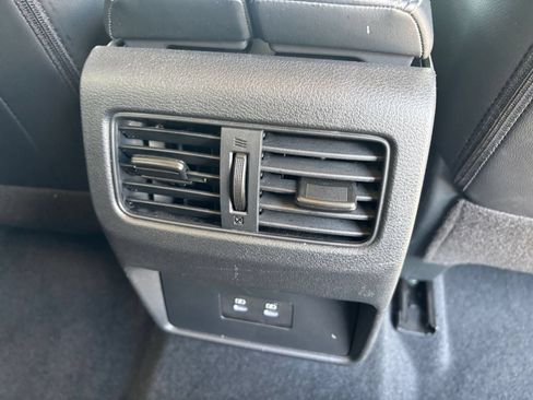 Used 2026 Nissan Rogue SL FWD image 25