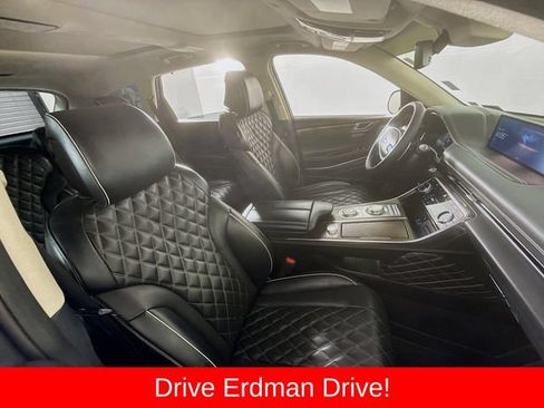 Used 2023 Genesis GV80 3.5T w/ Prestige Package AWD/4WD image 24