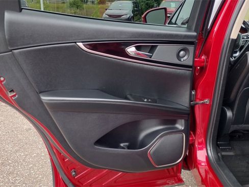 Used 2021 Lincoln Nautilus Reserve w/ Cargo Utility Package image 20