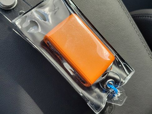 Used 2025 Volvo XC60 B5 Plus image 34