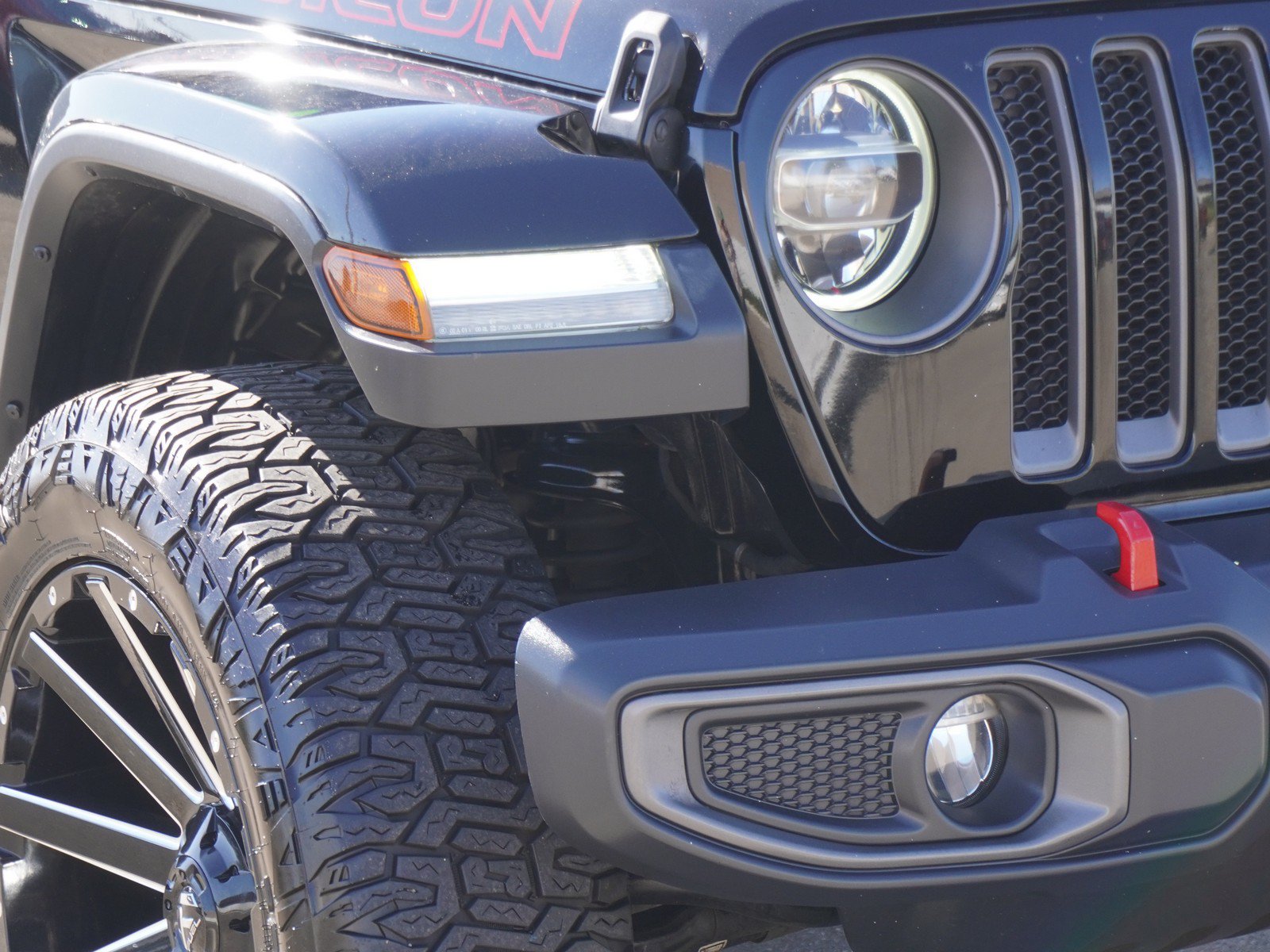 Used 2020 Jeep Wrangler Unlimited Rubicon AWD/4WD image 3