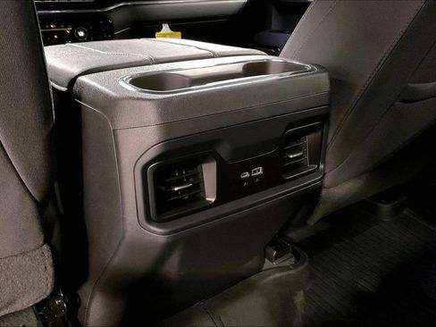 Used 2023 Chevrolet Silverado 1500 LT Trail Boss w/ LPO, Dark Essentials Package AWD/4WD image 30