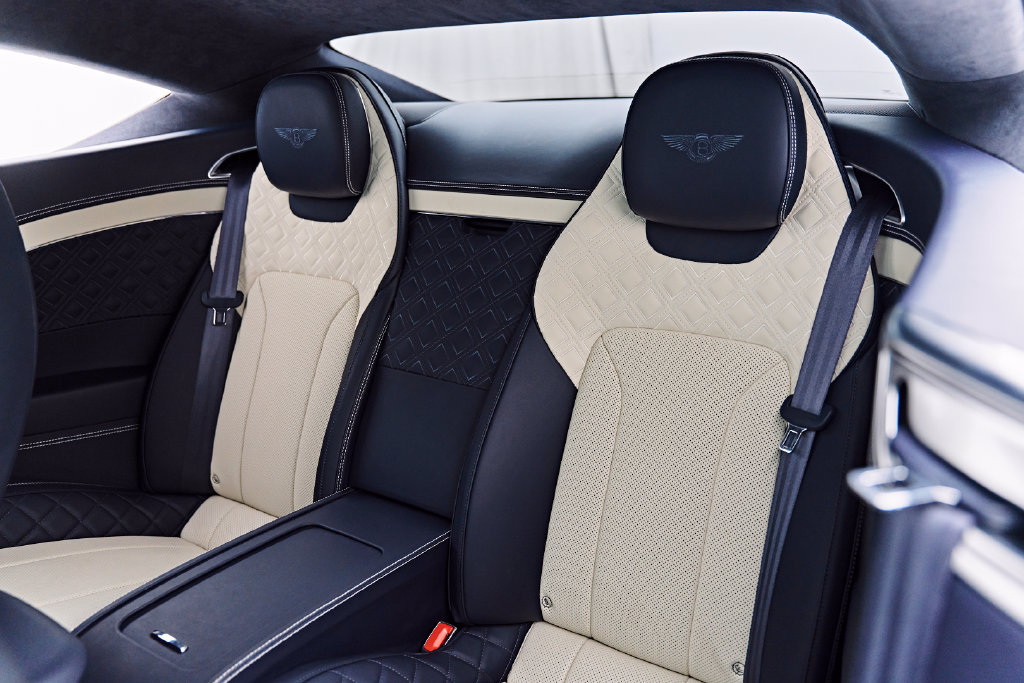 Used 2022 Bentley Continental GT AWD/4WD image 37