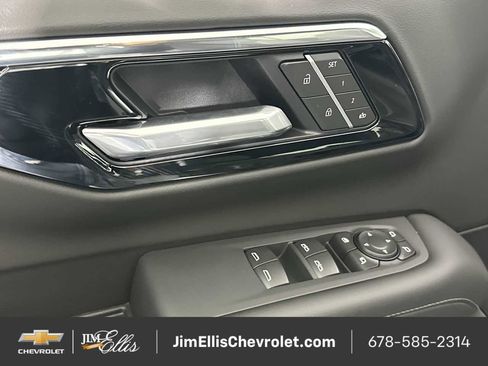 New 2026 Chevrolet Suburban LT w/ Comfort Package image 44